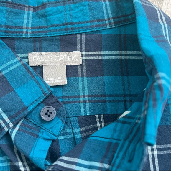 Falls Creek classic long sleeved button down shirt - Picture 4 of 5